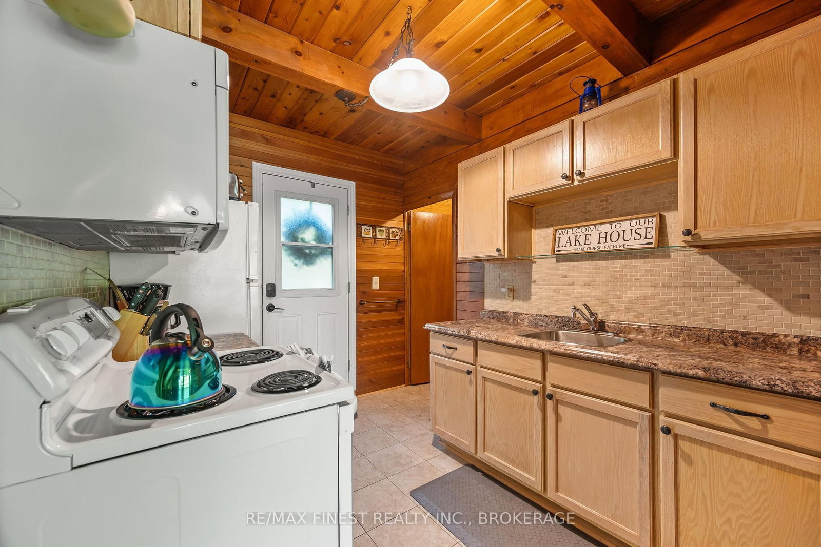 53 Hillside Lane • Verona, ON photo 11