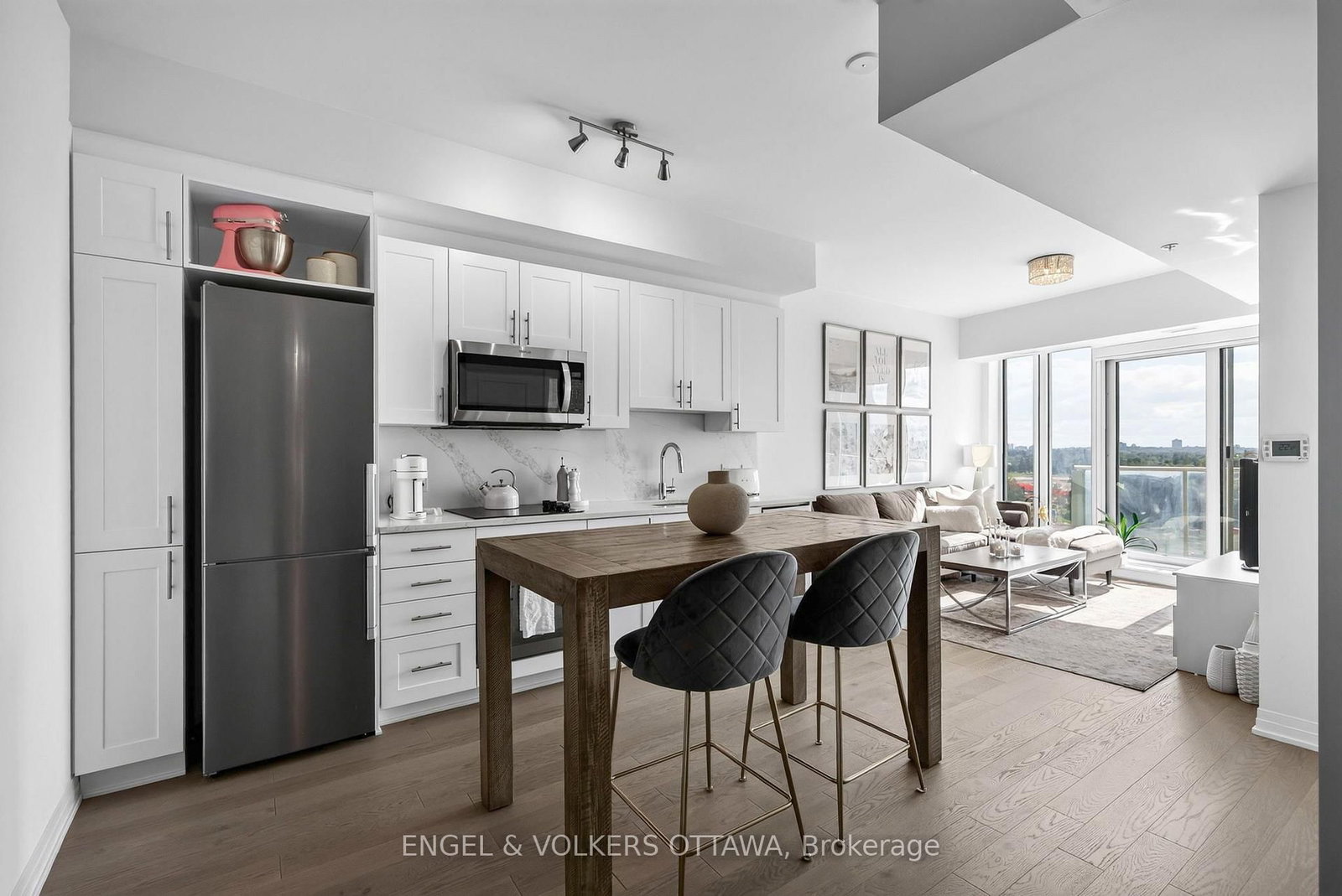 805 Carling Avenue • #1503 • Ottawa, ON photo 12