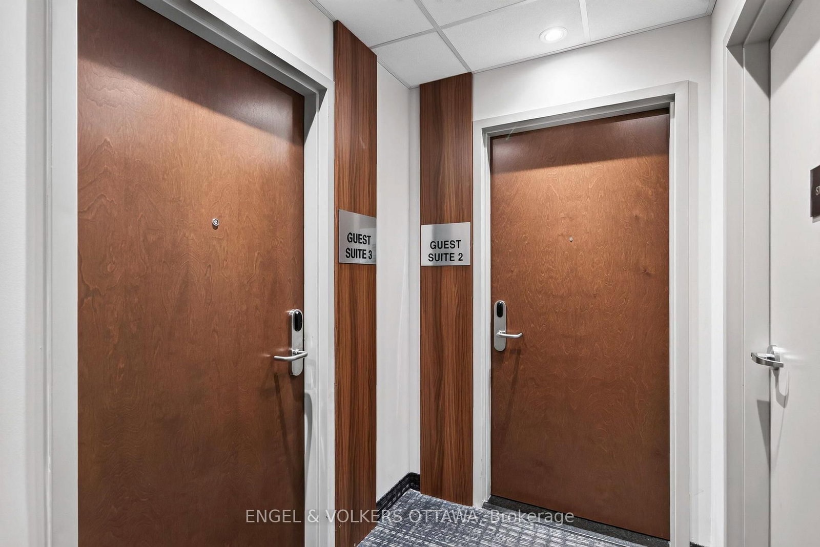 805 Carling Avenue • #1503 • Ottawa, ON photo 32