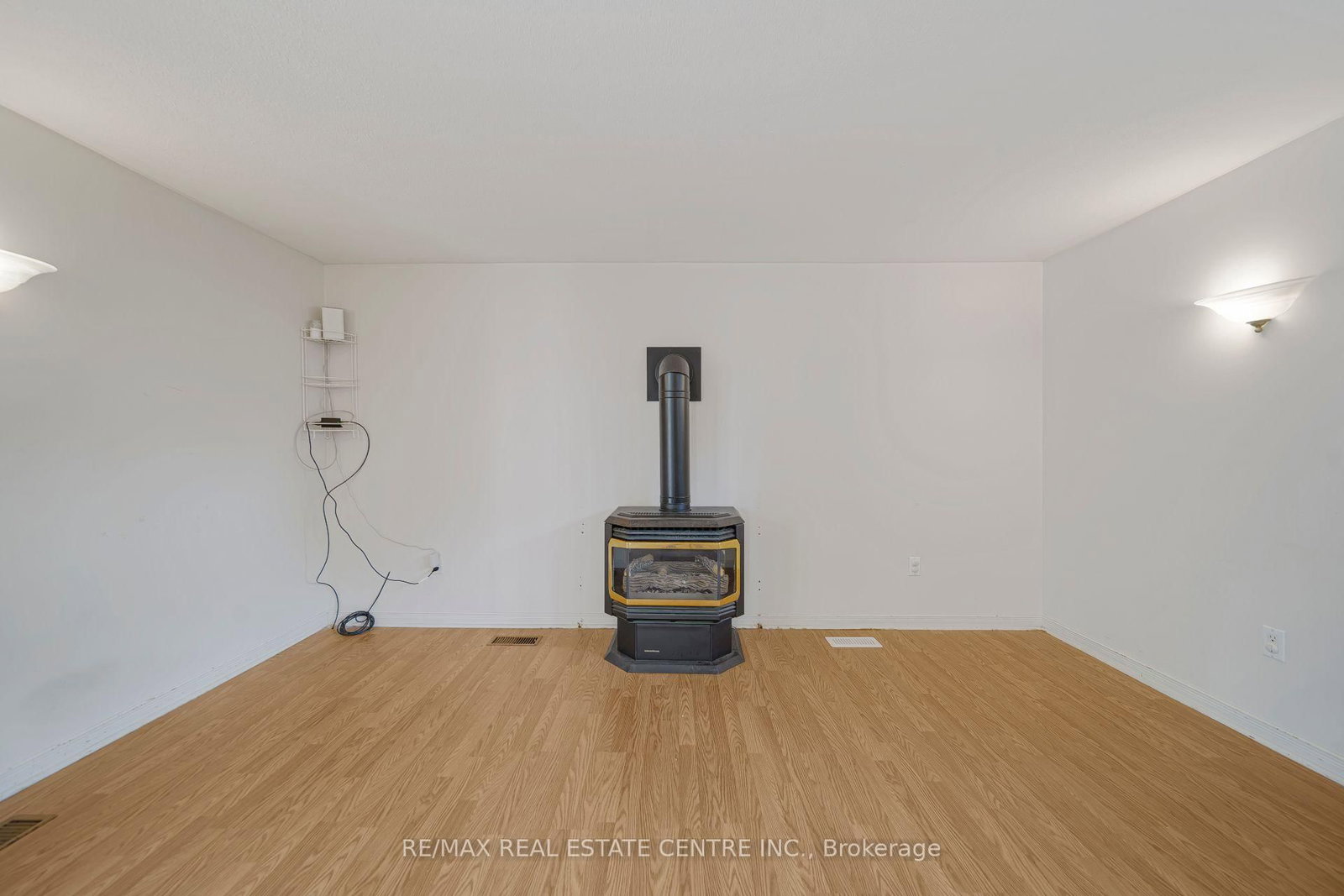 24 Park Street • Aylmer, ON photo 30