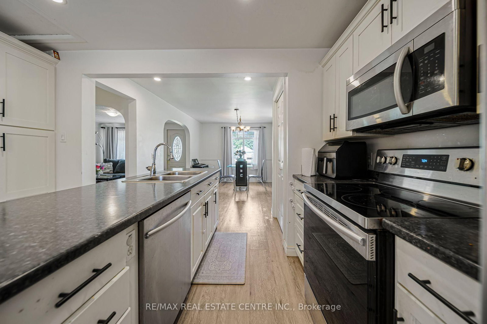24 Park Street • Aylmer, ON photo 34