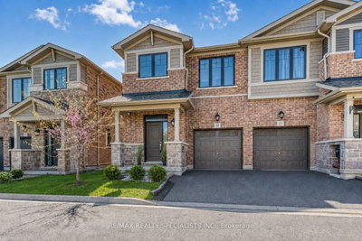 35 Pelican Lane • Hamilton, ON photo 2