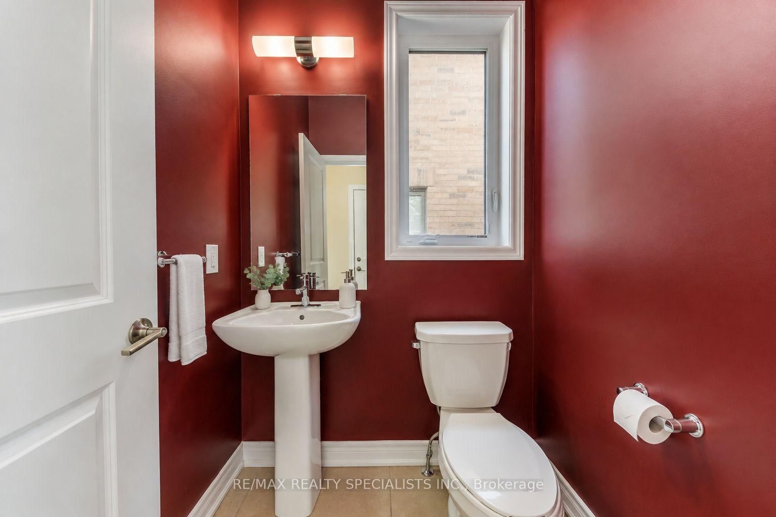 35 Pelican Lane • Hamilton, ON photo 21