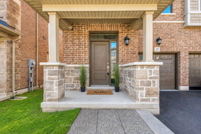 35 Pelican Lane • Hamilton, ON photo 3