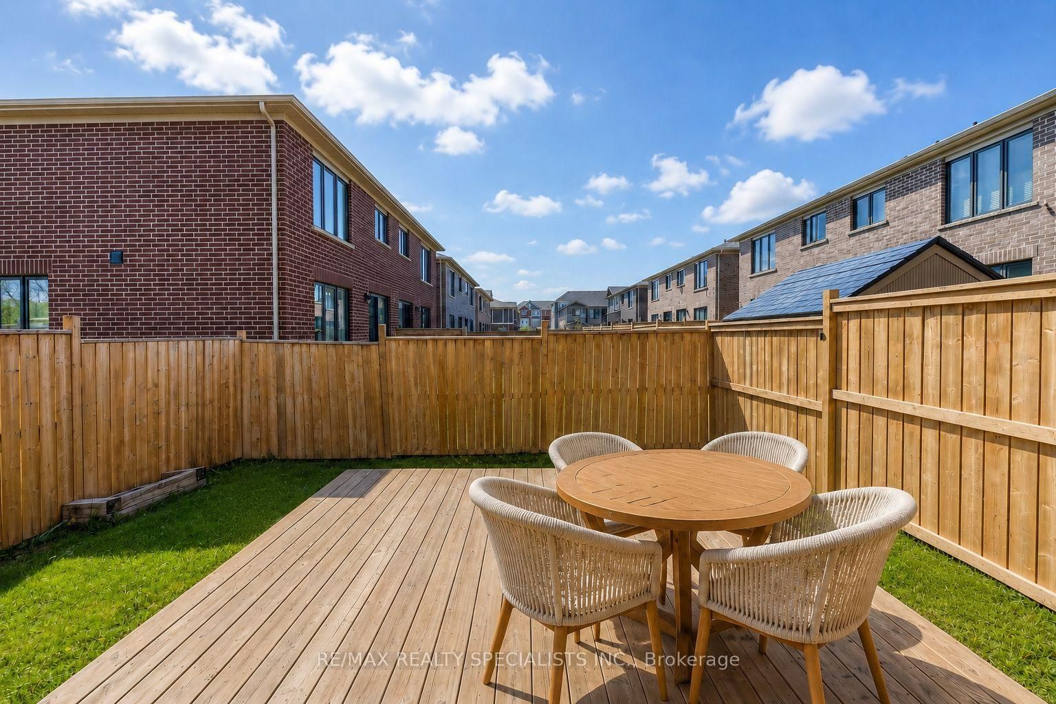 35 Pelican Lane • Hamilton, ON photo 36