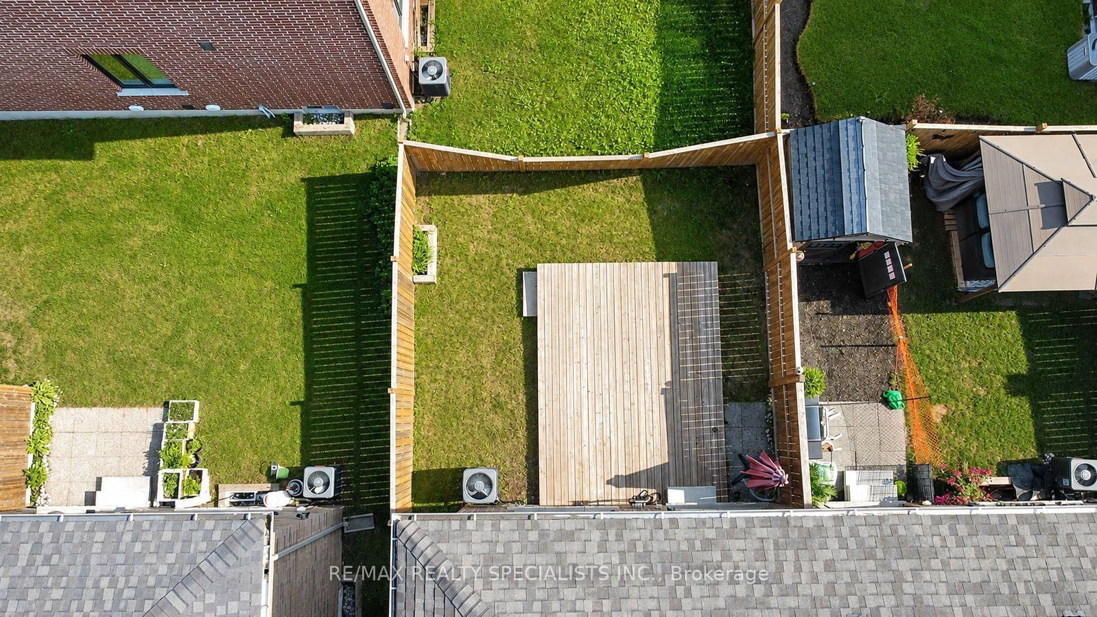 35 Pelican Lane • Hamilton, ON photo 37