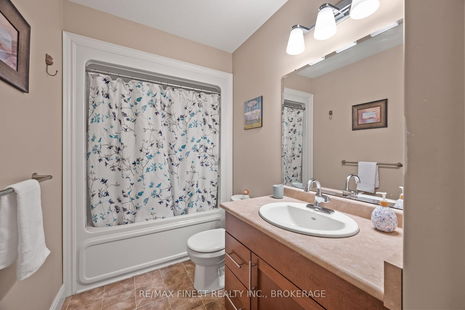 145 Upper Lake Street • Prince Edward County, ON photo 13