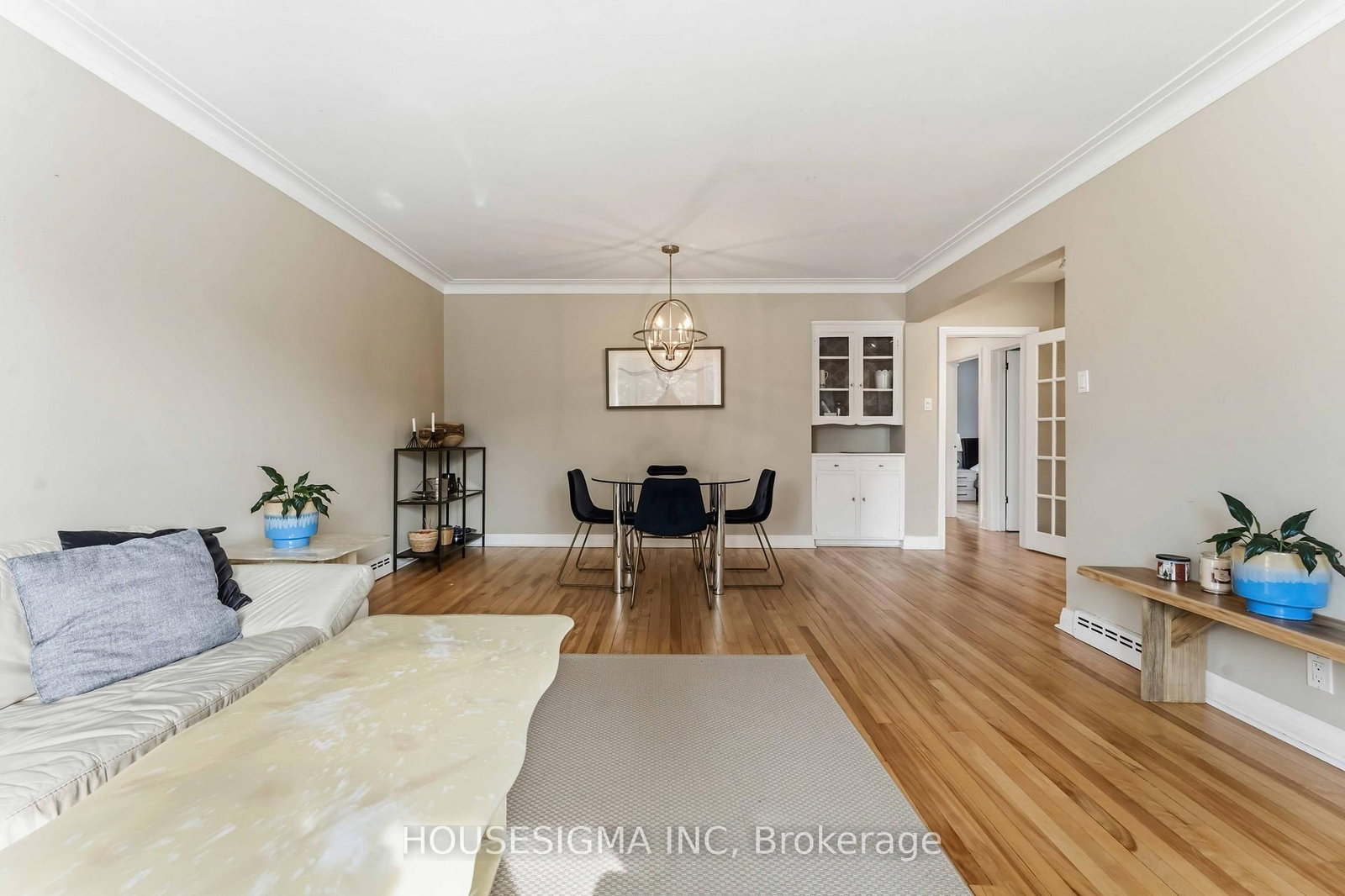1047 Richard Avenue • Ottawa, ON photo 11