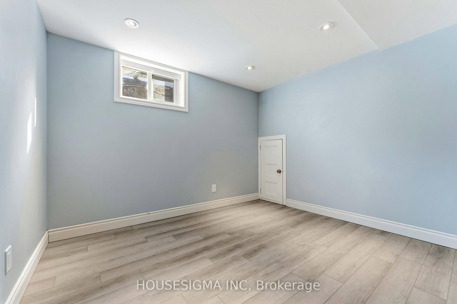 1047 Richard Avenue • Ottawa, ON photo 36