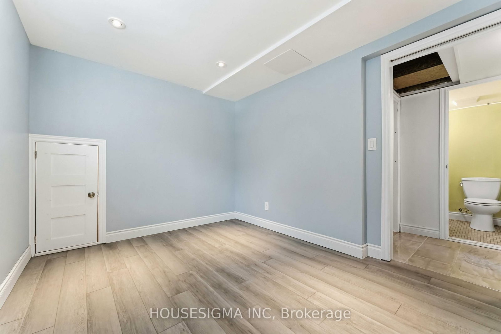 1047 Richard Avenue • Ottawa, ON photo 37
