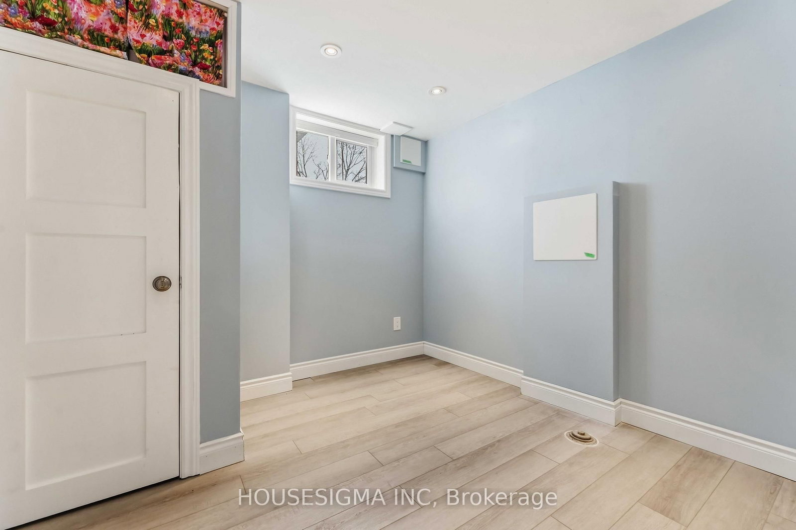 1047 Richard Avenue • Ottawa, ON photo 39