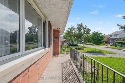 1047 Richard Avenue • Ottawa, ON photo 4