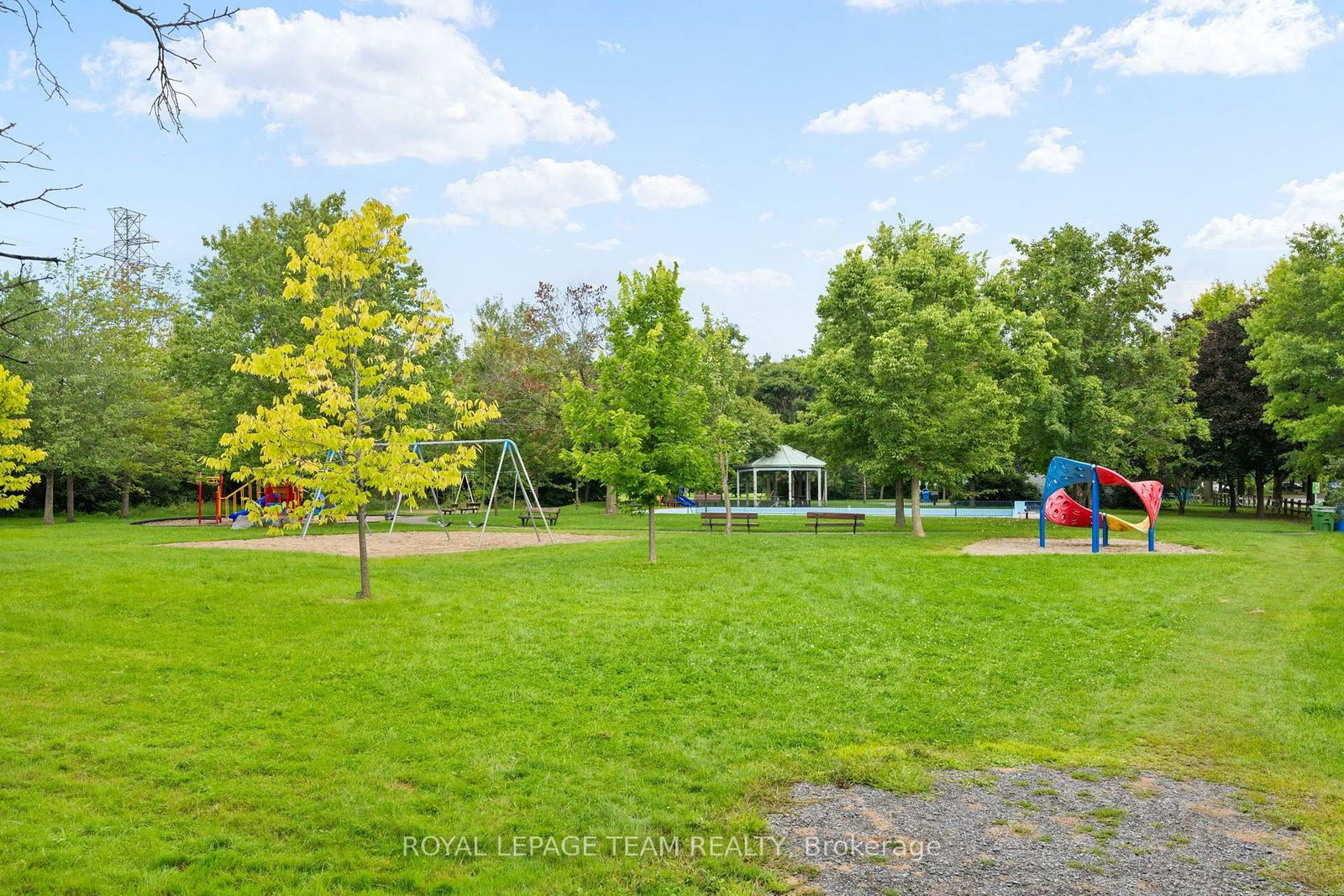 528 Browning Avenue • Ottawa, ON photo 34