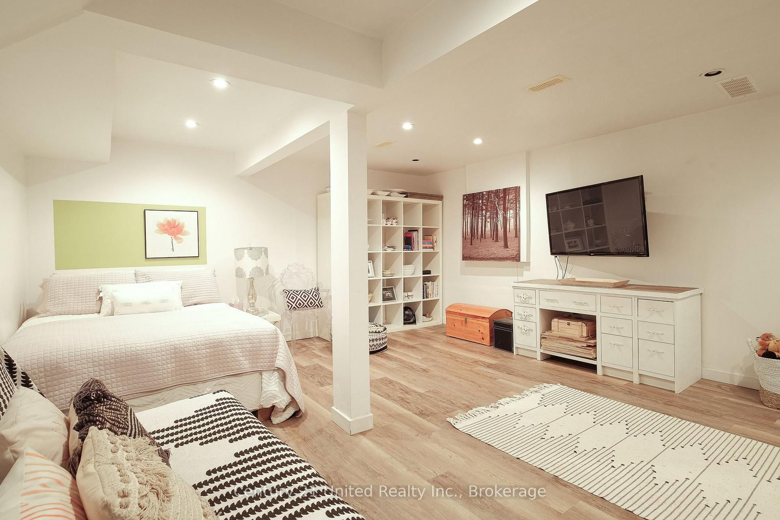 2229 Lorraine Drive • Peterborough, ON photo 28