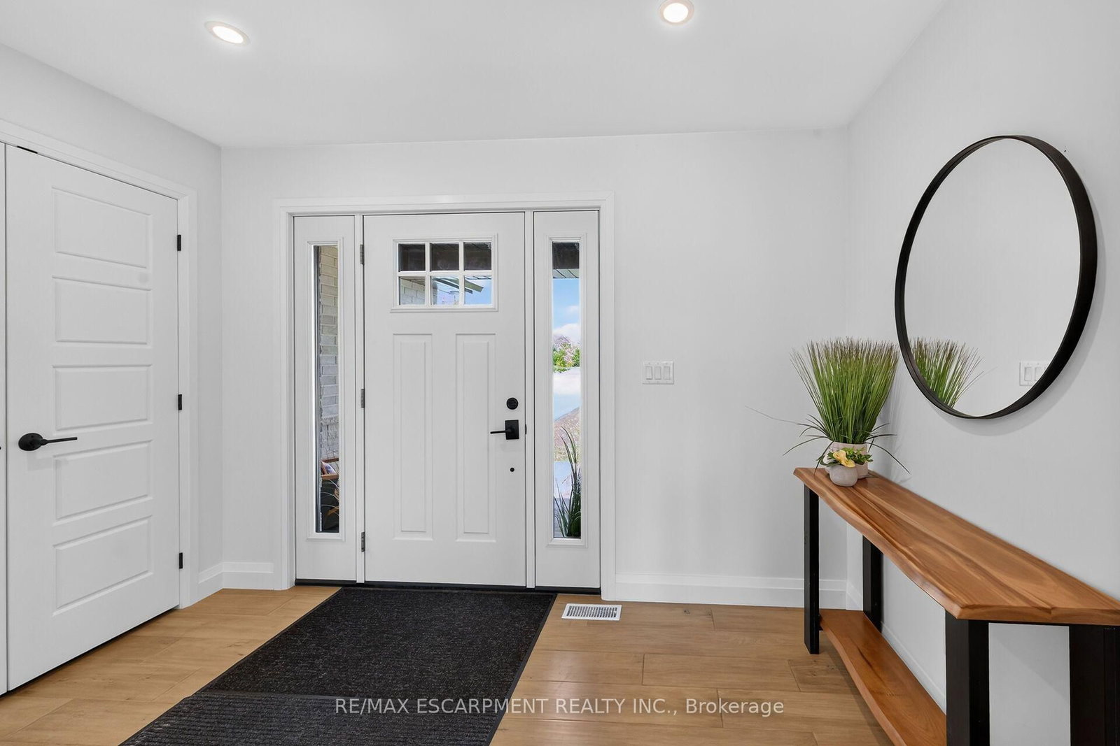 33 MONTURE Street N • Haldimand, ON photo 24