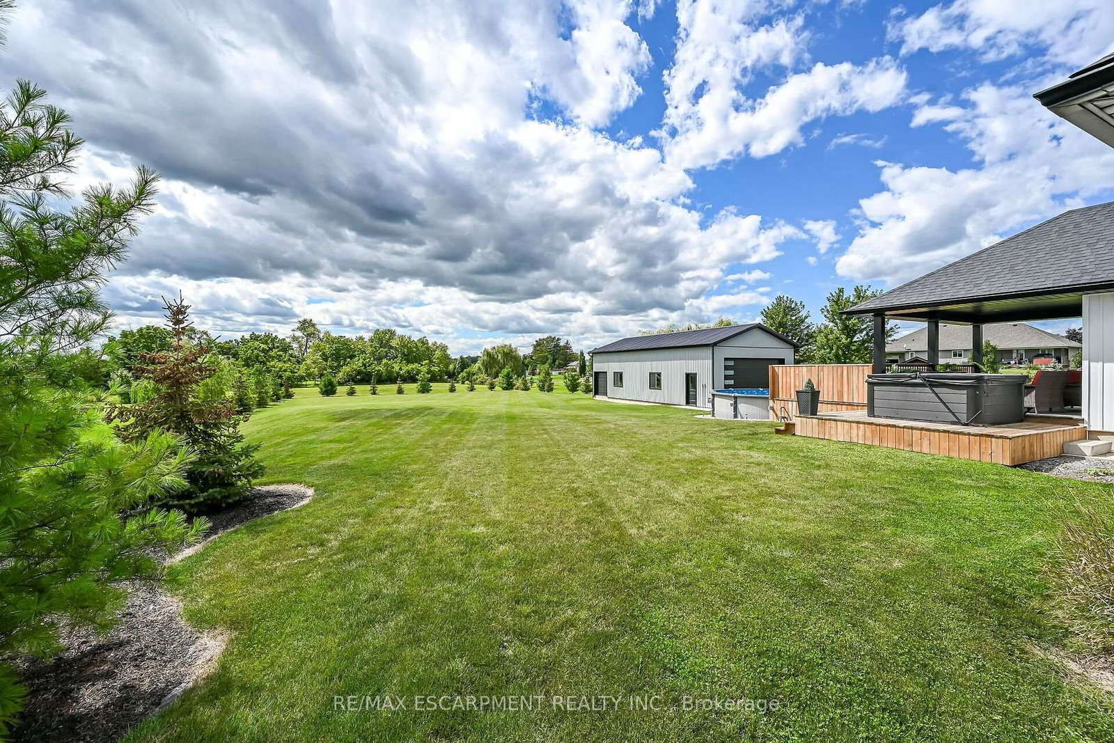33 MONTURE Street N • Haldimand, ON photo 41