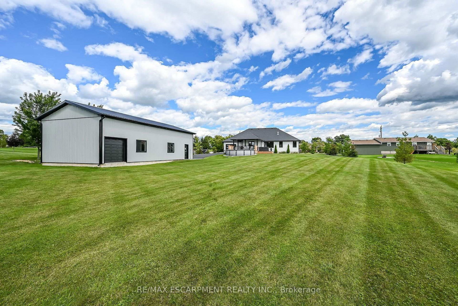 33 MONTURE Street N • Haldimand, ON photo 44