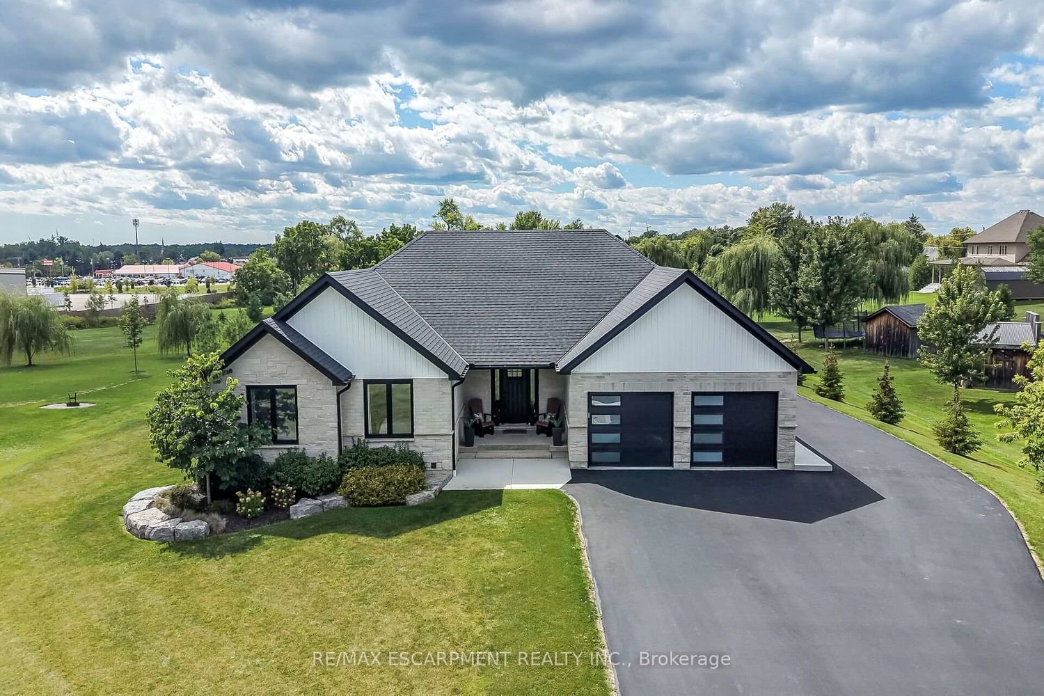 33 MONTURE Street N • Haldimand, ON photo 48