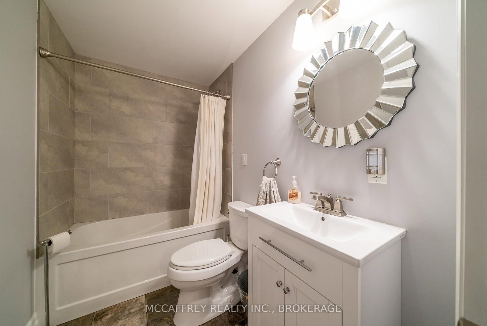 2572 Blessington Road • Corbyville, ON photo 38
