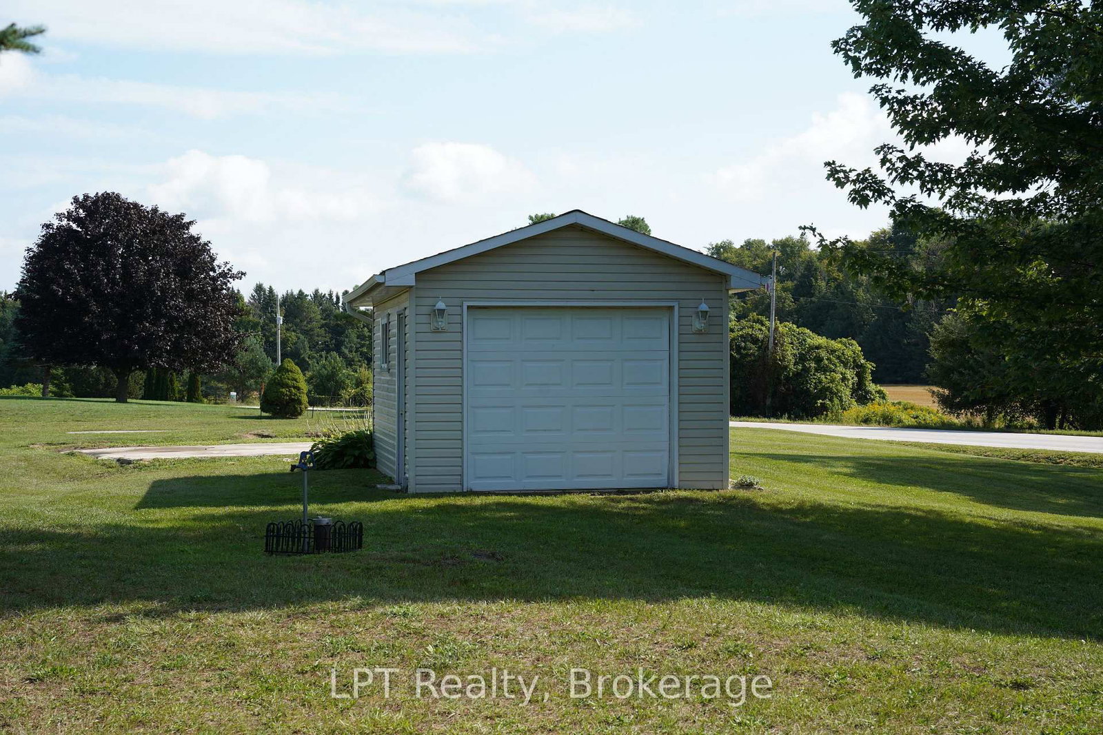 5194 Bruce Road 3 Road • Saugeen Shores, ON photo 38