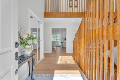 26 GRASMERE Crescent • London North, ON photo 3