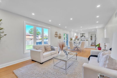26 GRASMERE Crescent • London North, ON photo 9
