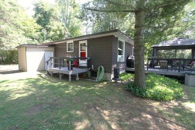 31 Hillcrest Avenue • Kawartha Lakes, ON photo 3