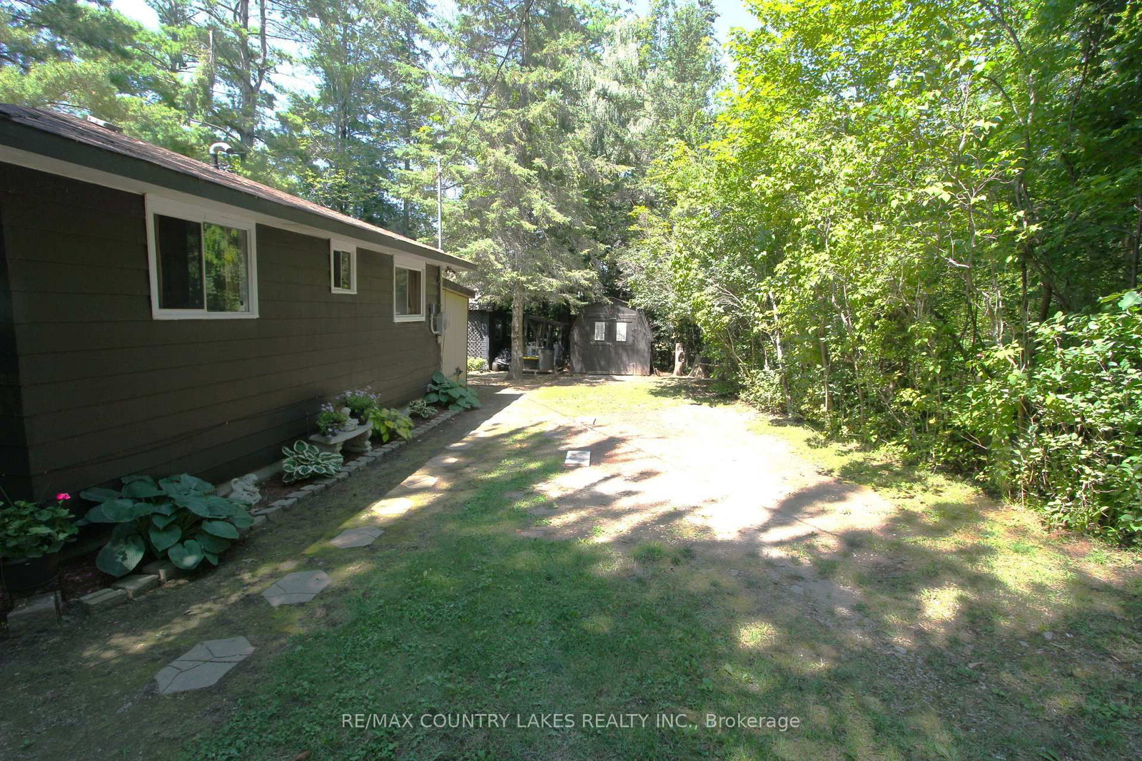 31 Hillcrest Avenue • Kawartha Lakes, ON photo 5