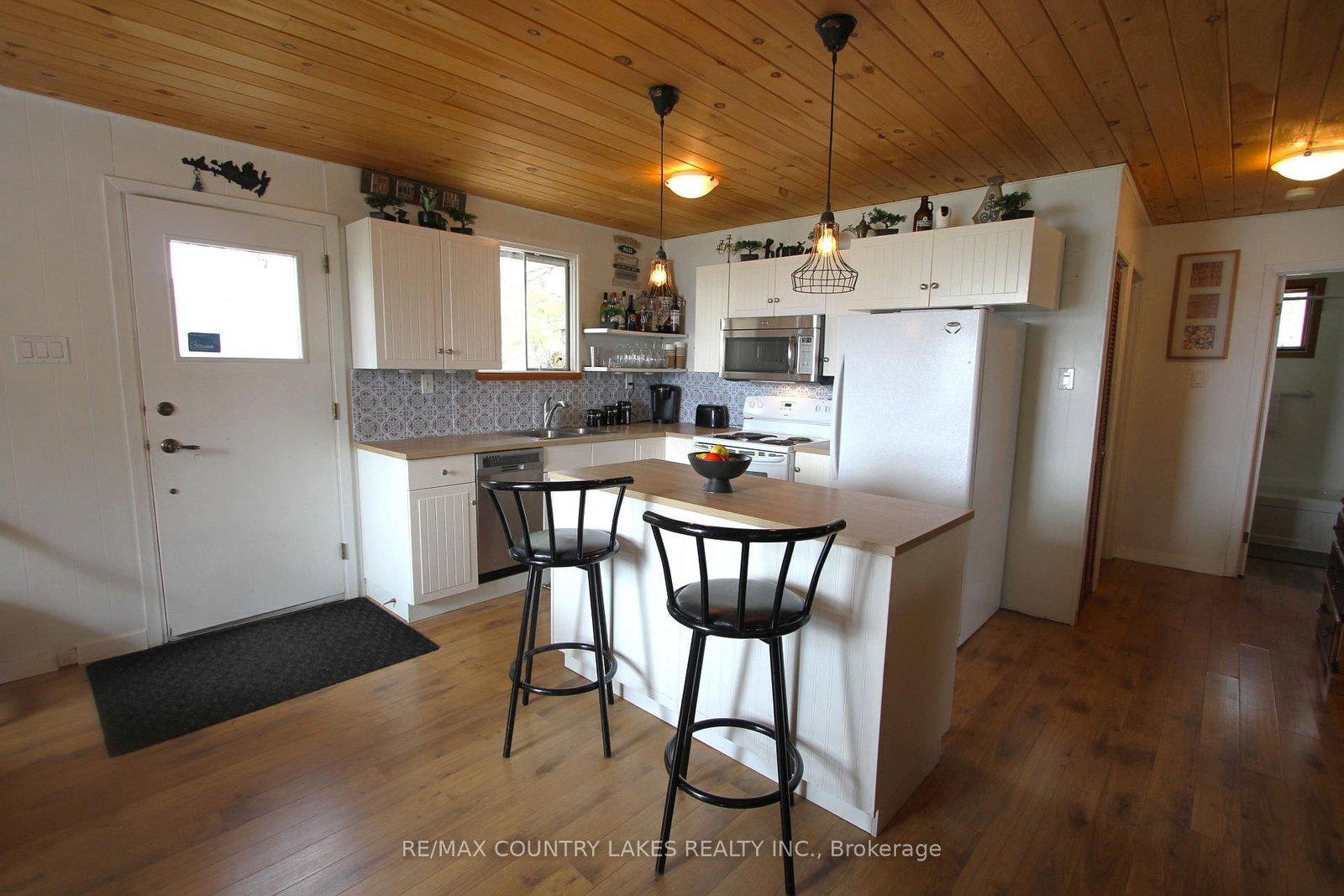 31 Hillcrest Avenue • Kawartha Lakes, ON photo 8