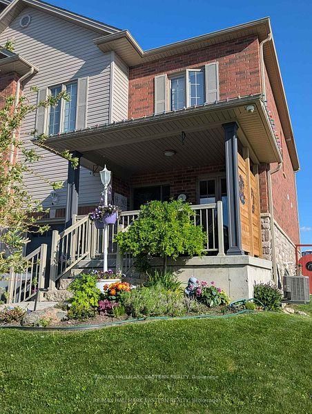 31 Paul Rexe Boulevard E