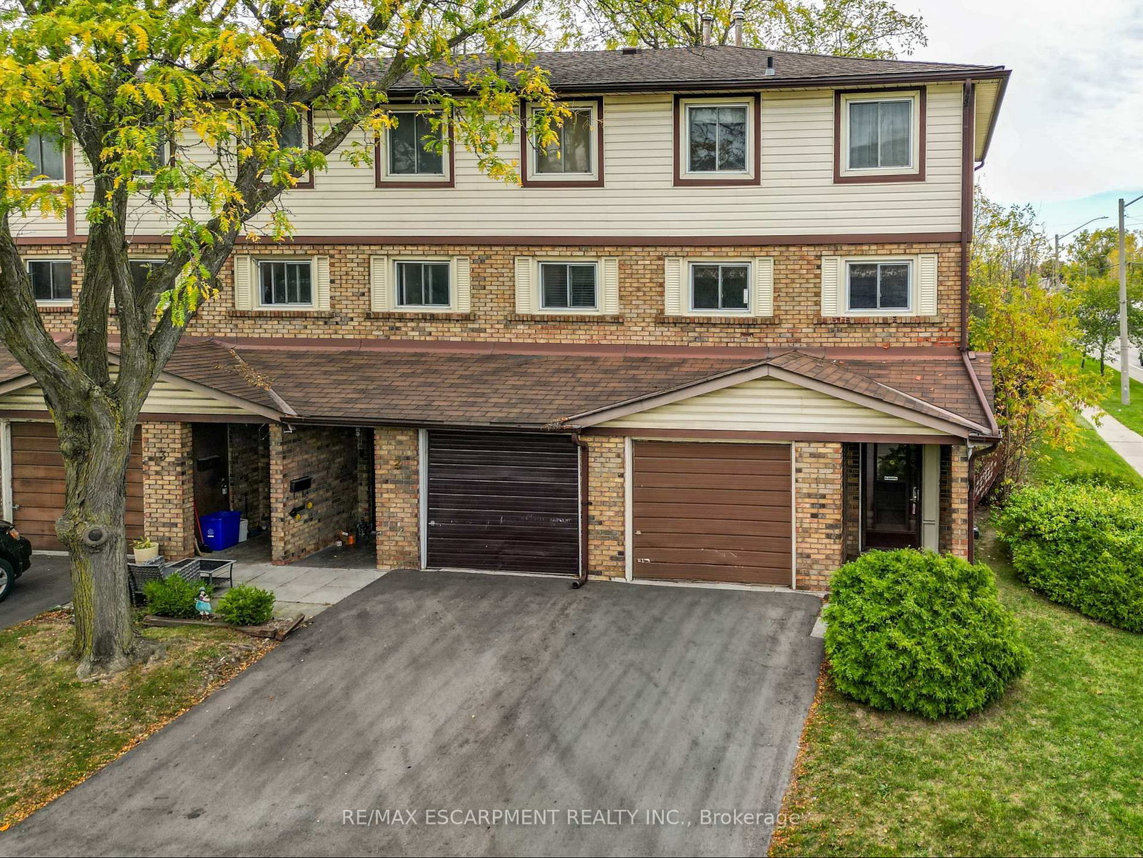 34 Bow Valley Drive • #1 • Hamilton, ON photo 15
