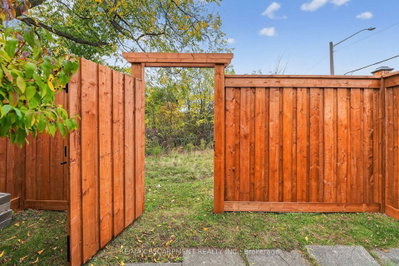 34 Bow Valley Drive • #1 • Hamilton, ON photo 4