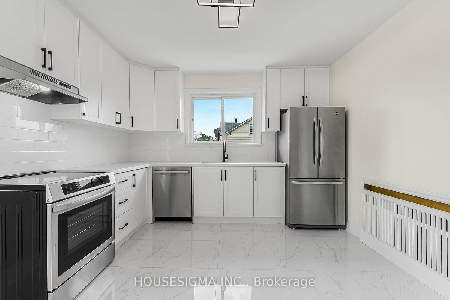 45 Albert Street • Welland, ON photo 2