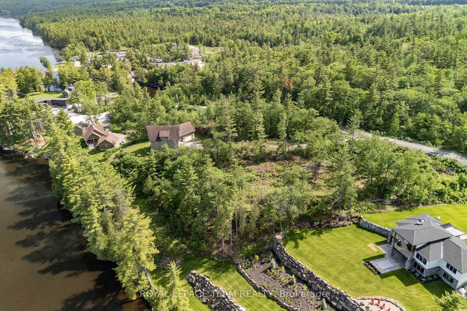 77 Carriage Landing Drive • Haley Station, ON photo 12