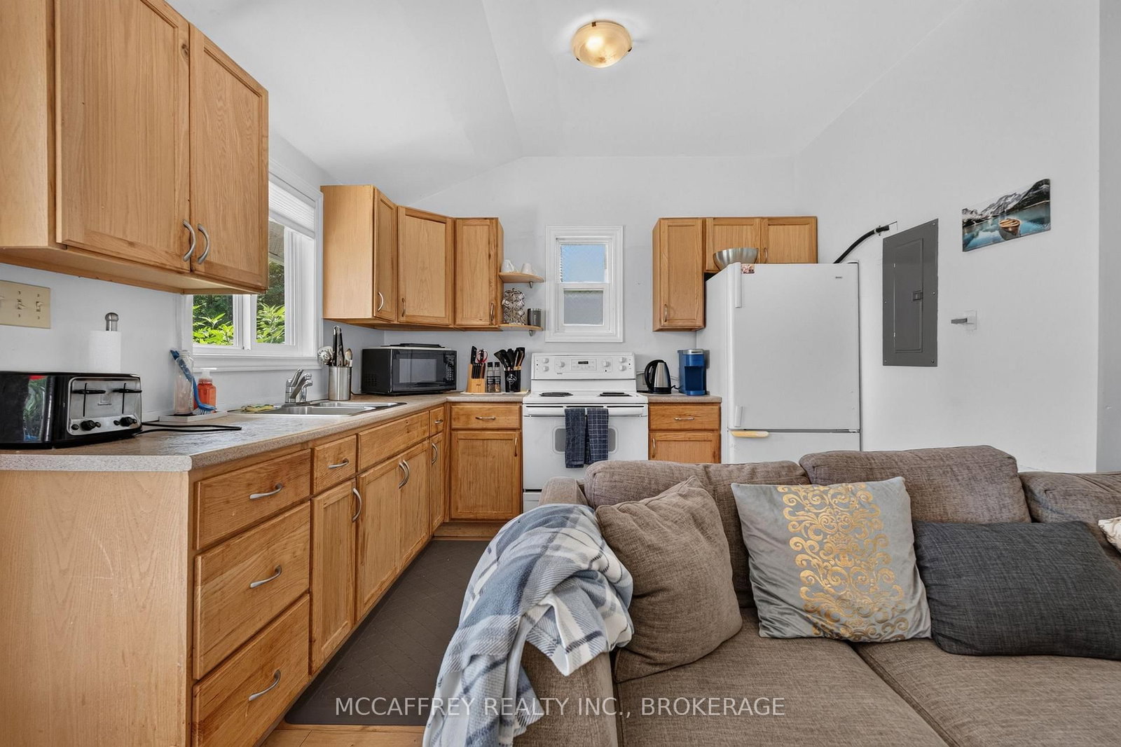 154 A/B North Beaver Lake Road • Stone Mills, ON photo 13