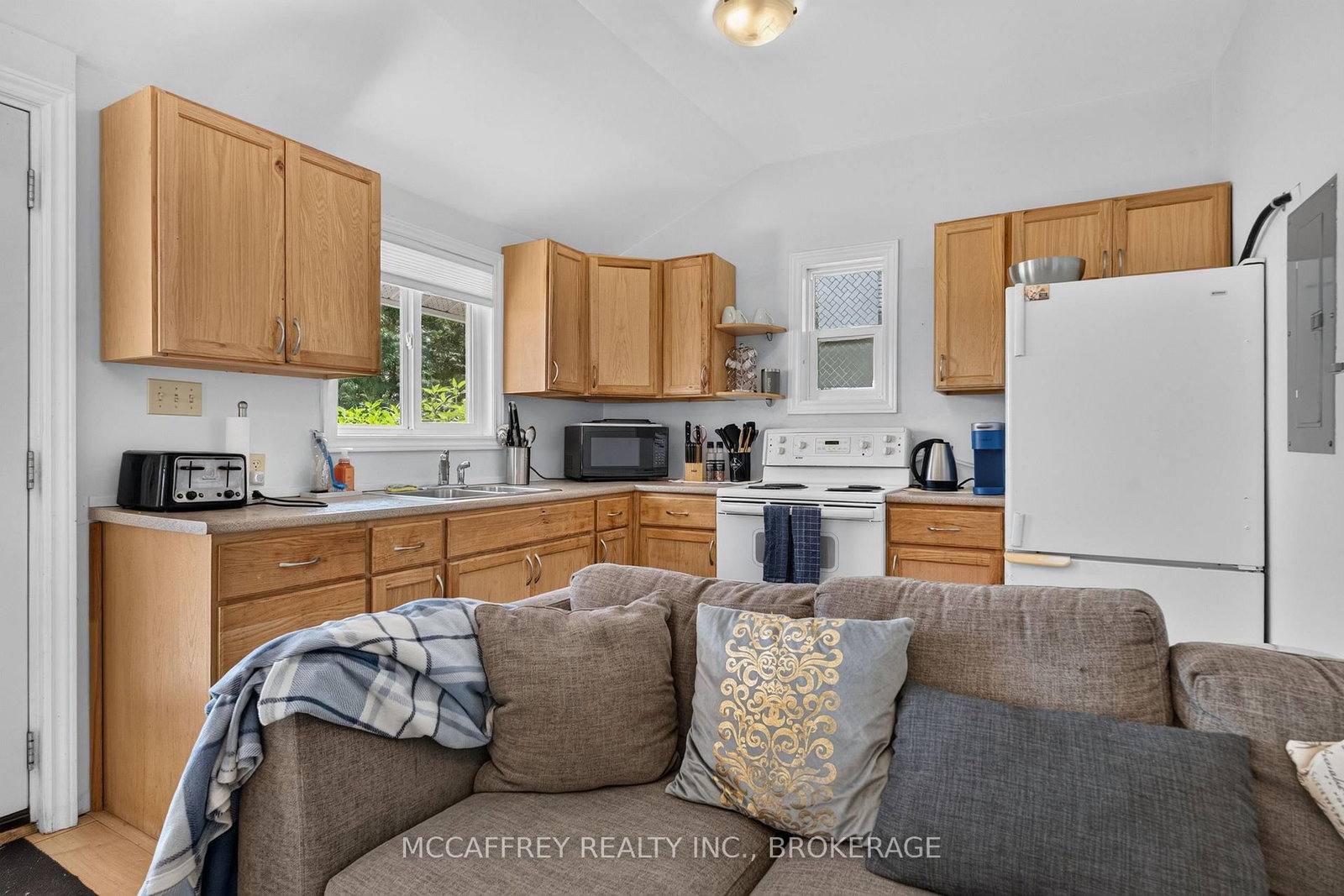 154 A/B North Beaver Lake Road • Stone Mills, ON photo 14