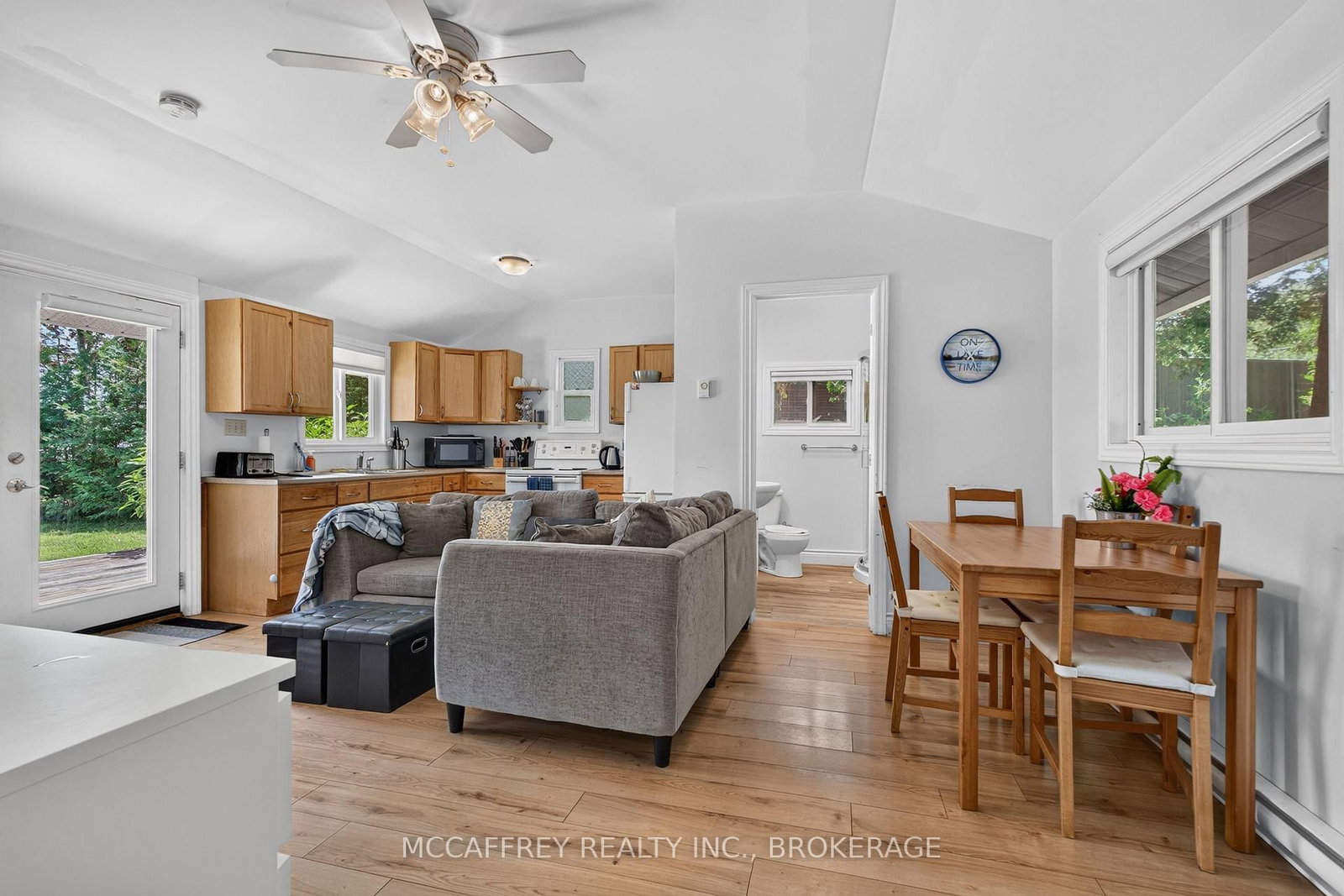 154 A/B North Beaver Lake Road • Stone Mills, ON photo 22