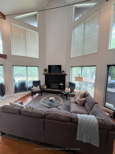 463 Eckford Avenue • Saugeen Shores, ON photo 3
