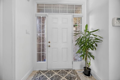 936 Talisman Crescent • London South, ON photo 3