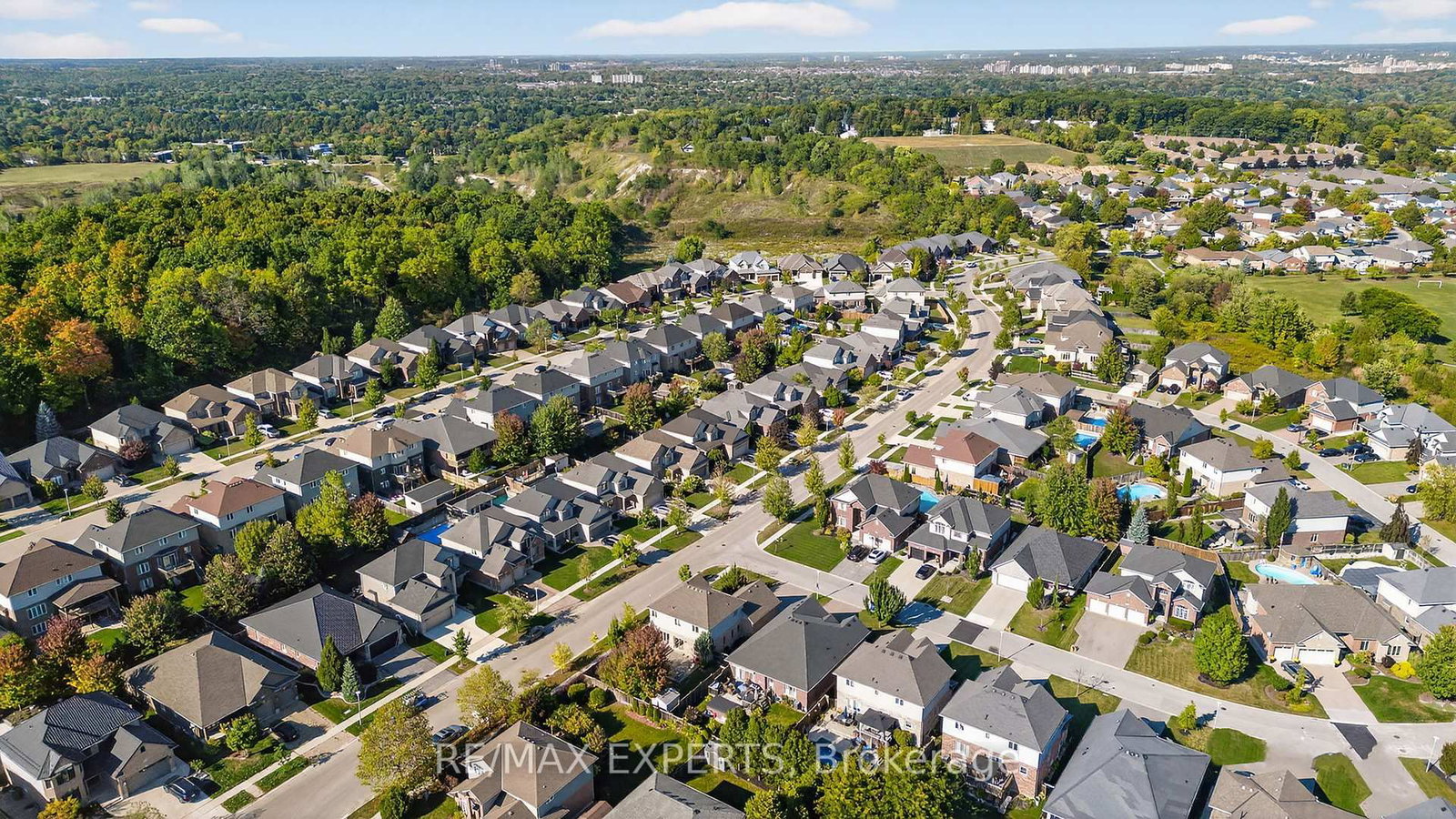 936 Talisman Crescent • London South, ON photo 38