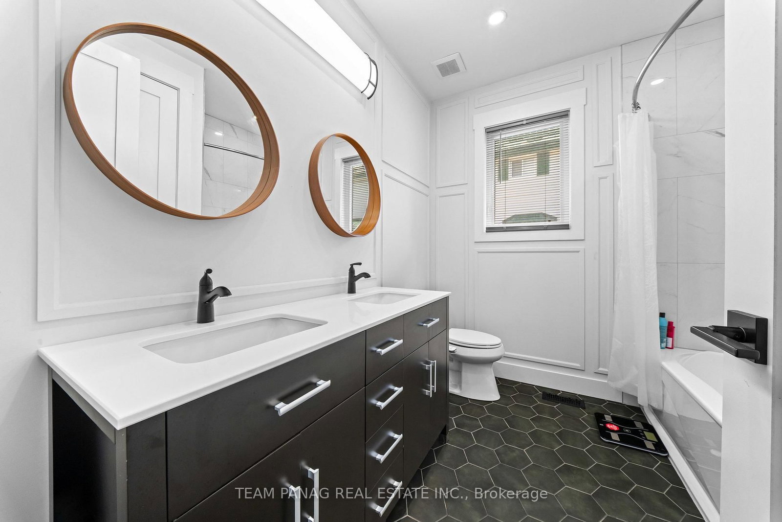646 West 5th Street • Hamilton, ON photo 24