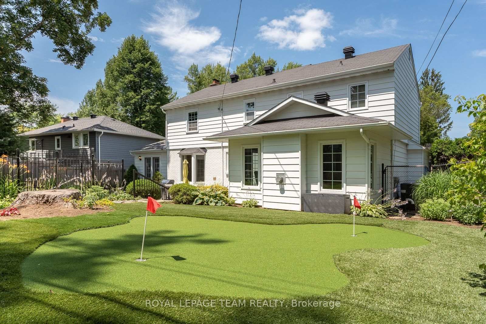 766 Eastbourne Avenue • Ottawa, ON photo 34