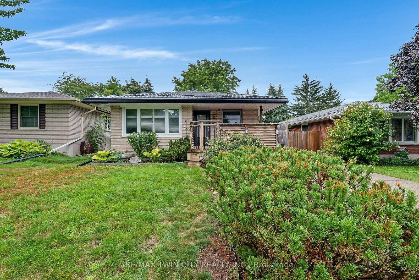 83 Kimberly Crescent • Kitchener, ON photo 2