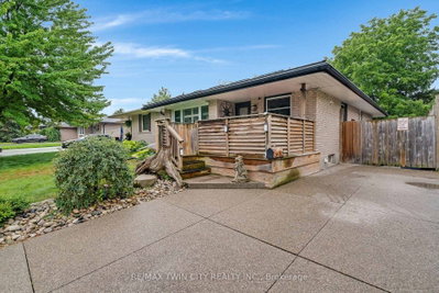83 Kimberly Crescent • Kitchener, ON photo 3