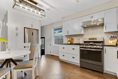 83 Kimberly Crescent • Kitchener, ON photo 5
