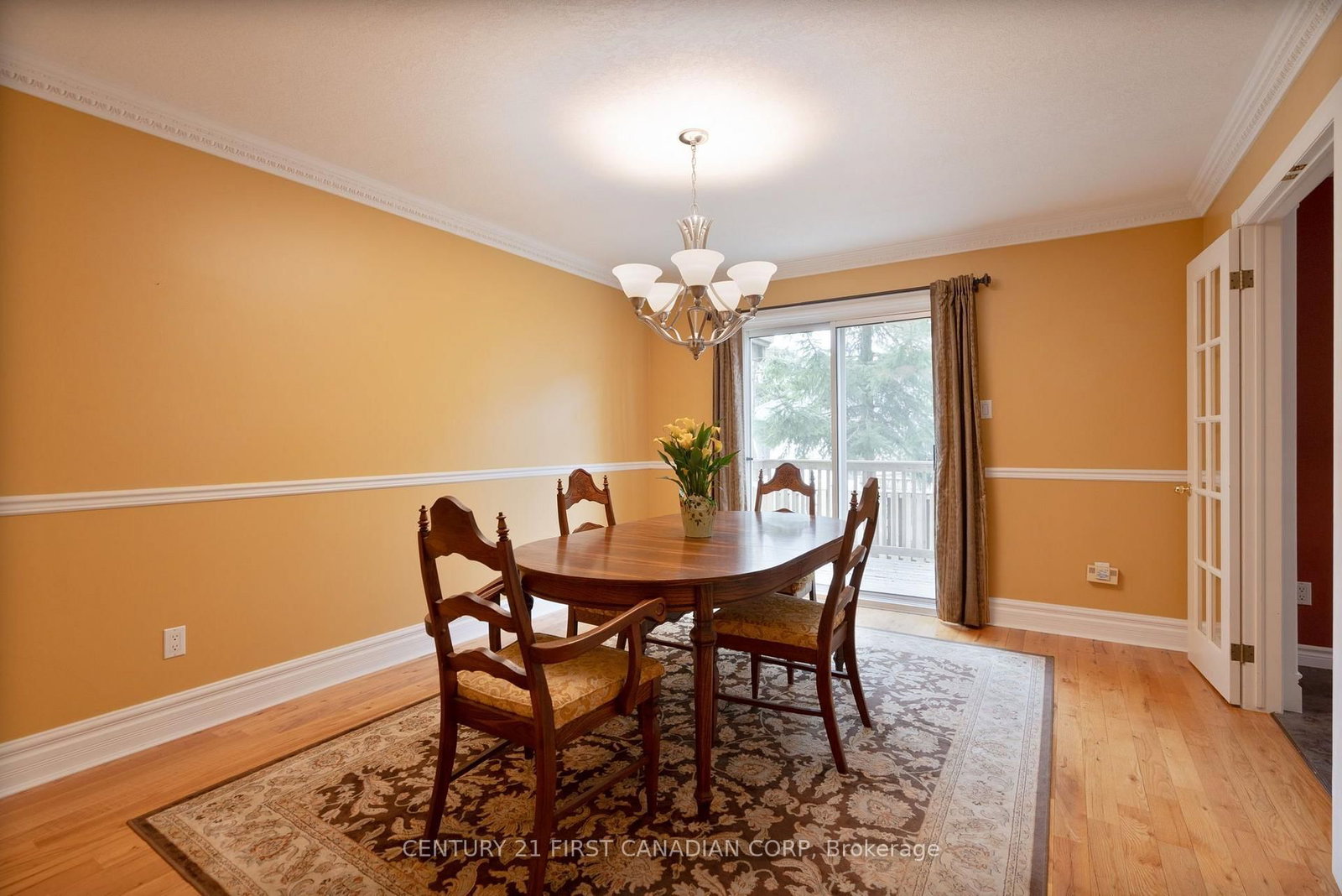 327 Everglade Crescent • London North, ON photo 5