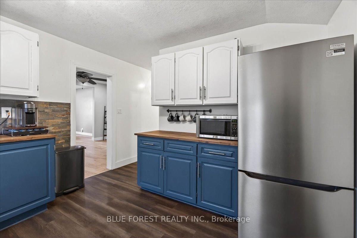 148 Main Street • West Elgin, ON photo 9