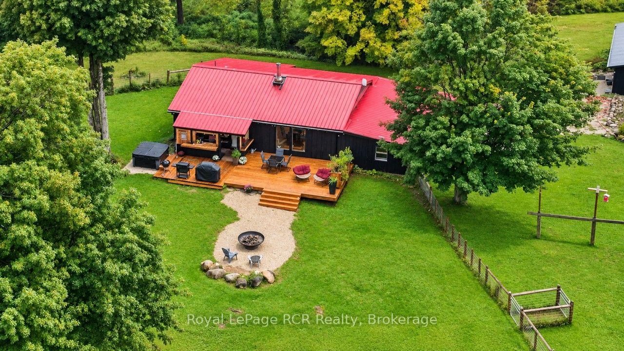 585216 Sideroad 10A • Grey Highlands, ON photo 36