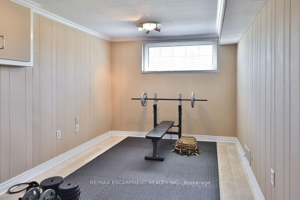 11 Lynwood Drive • Hamilton, ON photo 23