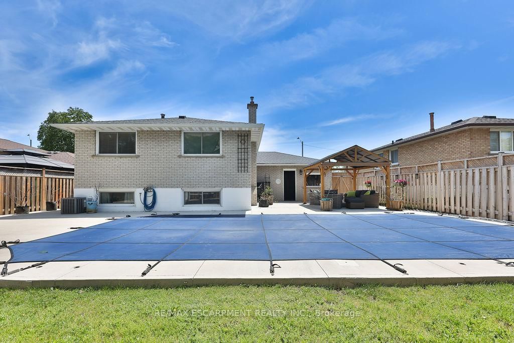 11 Lynwood Drive • Hamilton, ON photo 29